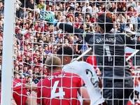 三亿体育体育地址-包含曼联客场逆袭成功，实力超群的词条