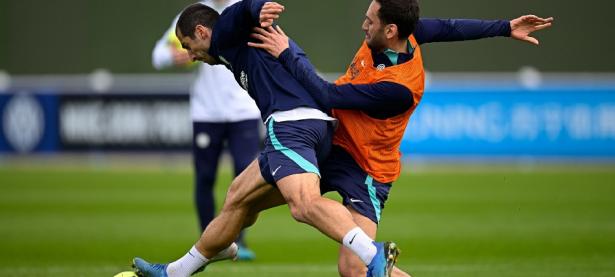 三亿体育体育注册-包含国际米兰全队备战，致力于提高整体战斗力的词条