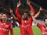 三亿体育体育课程-波尔多主场击败圣埃蒂安，实现胜利