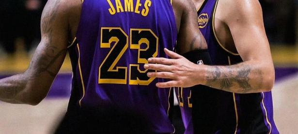 三亿体育体育教练-斯旺西城客场获胜，詹姆斯传射带领球队