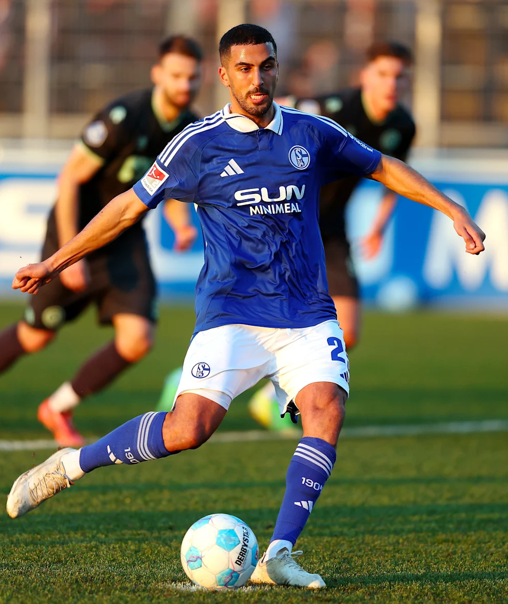 包含沙尔克球员现实状态出色,有望创造佳绩的词条 包含沙尔克球员现实状态出色,有望创造佳绩的词条