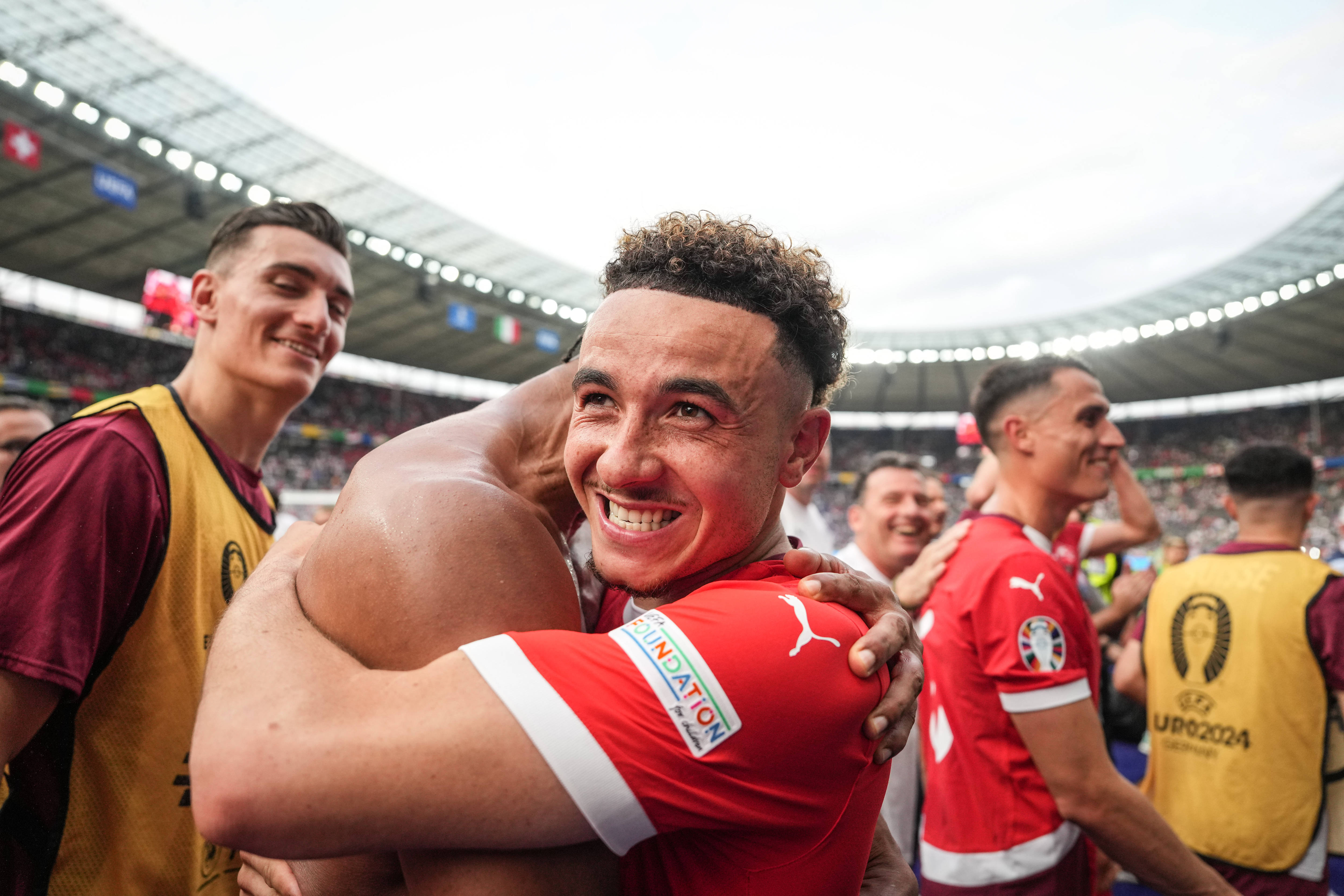 关于欧预赛欧洲强队展现实力，角逐晋级的信息