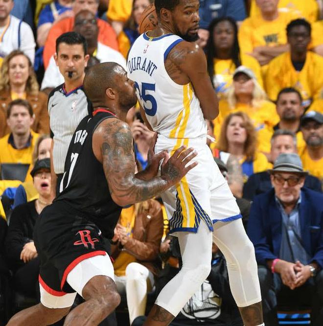 关于火箭队逆转战胜对手晋级次轮的信息