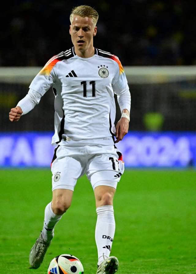 德国足球队晋级欧锦赛，备战决赛阶段