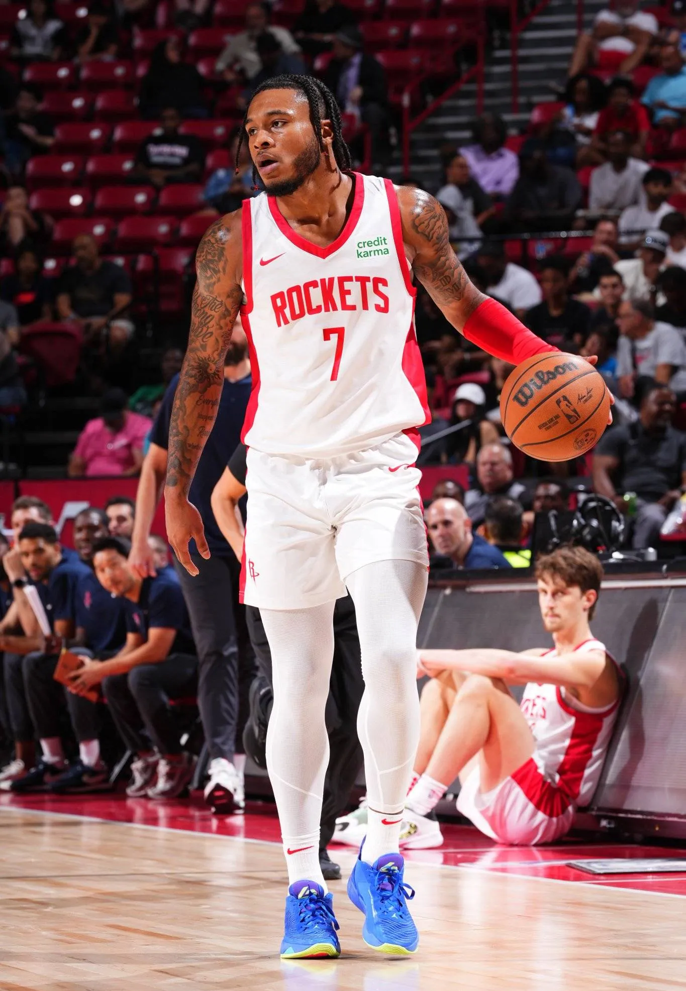 火箭球员接受采访表示团结一心,力争新赛季更上一层楼 火箭球员接受采访表示团结一心,力争新赛季更上一层楼