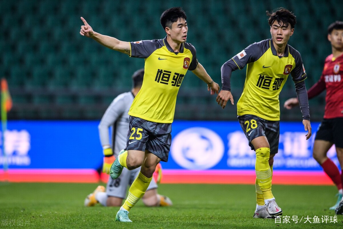关于恒大对阵国安，双方实力对比精彩无限的信息