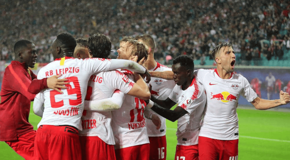 包含莱比锡红牛主场失球颇多，防线有待加强的词条